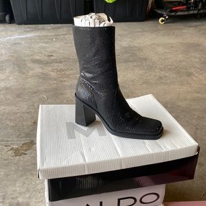 MIA ELSIE BLACK REPTILE BOOTS